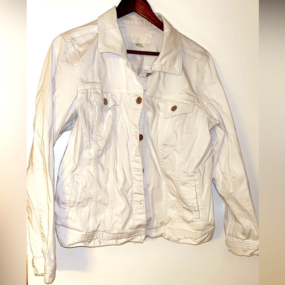 Maurice’s white Jean jacket xl